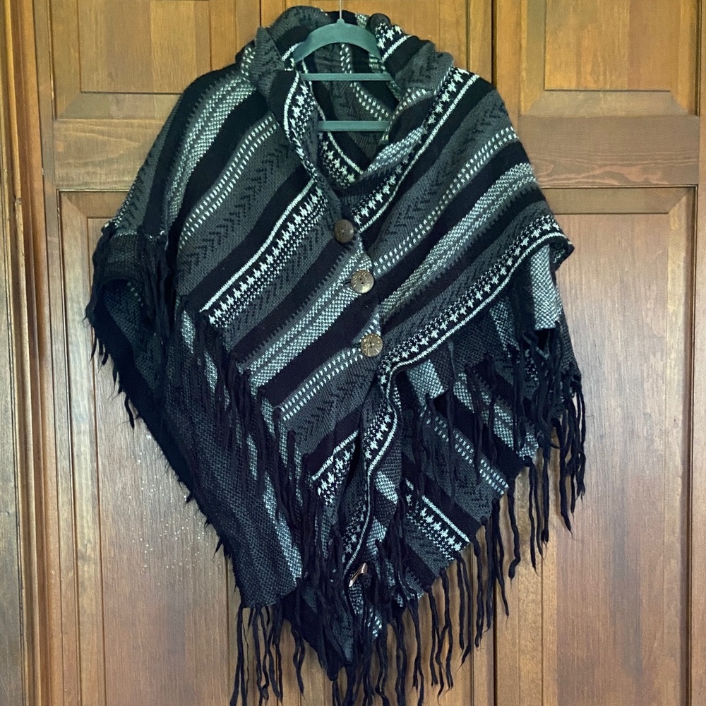 Women's Cold Weather Button Up Knit Poncho with Fringe - Picture 1 of 8
